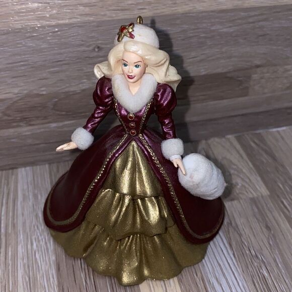 Barbie hallmark vintage decorations set of 3 holiday Barbie dolls 90s Christmas - Picture 8 of 16